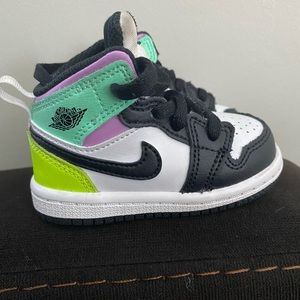 Toddler Nike Air Jordan 1 Mid